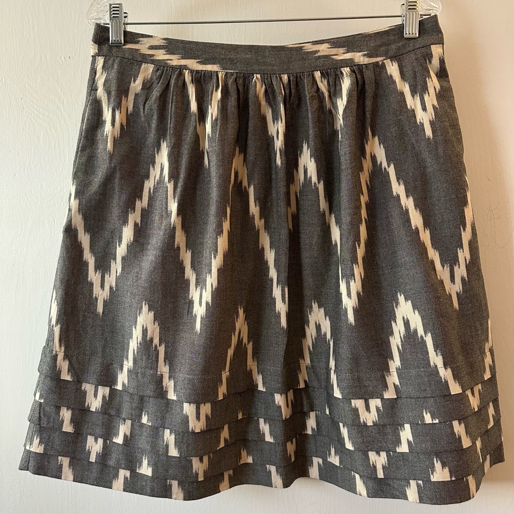 The Limited Women Gray Zigzag Patterned Skirt